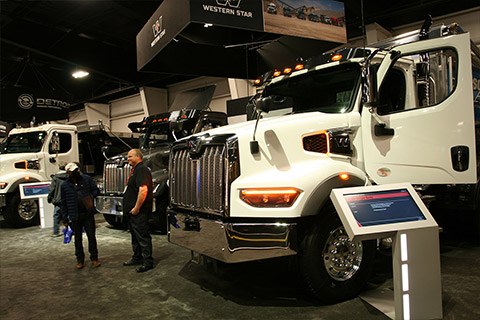 Truck World 2022 Toronto show. Photo No 9