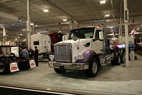 Truck World 2022 Toronto show. Photo No 5